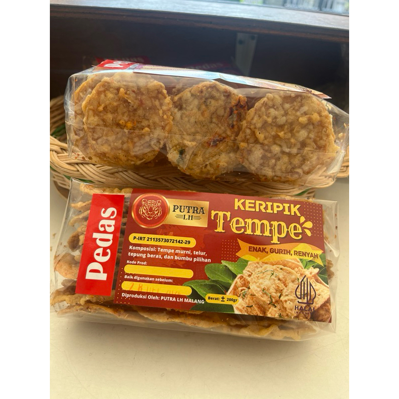 

KERIPIK TEMPE CABAI RAWIT PEDAS 200gr