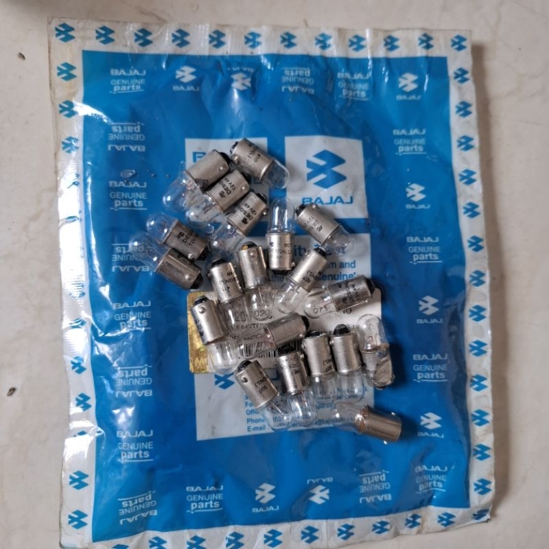 BOHLAM LAMPU SENJA PULSAR 135 200NS LAMPU PLAT NOMOR BELAKANG ORIGINAL BAJAJ