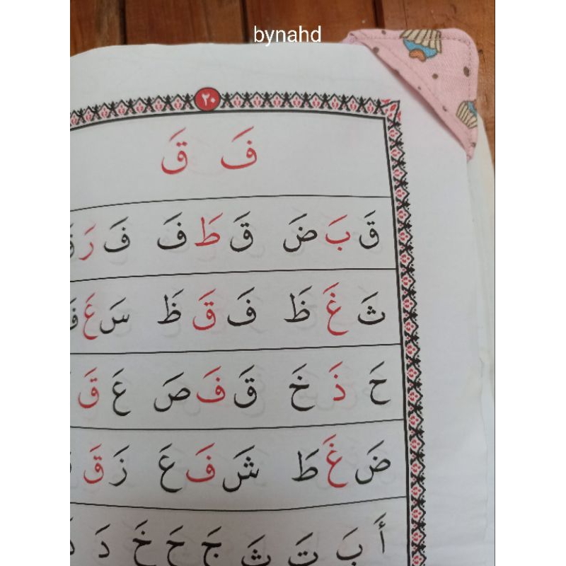 

Pembatas buku pojok mini size triangle corner bookmark