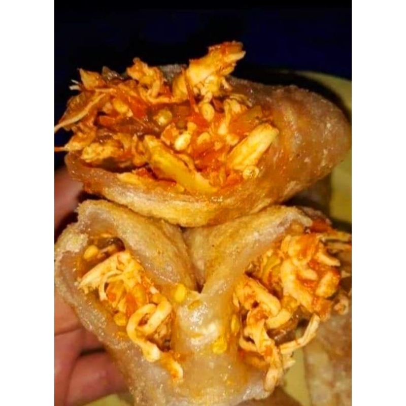 

cireng isi ayam suwir jomblo xtra pedas bikin lidah bergoyang geeesss