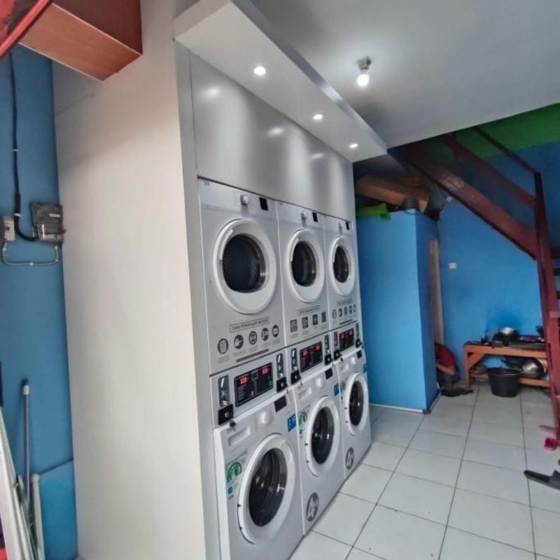 3 stack Mesin laundry coin