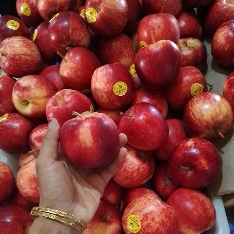 

aple merah 50000/kg