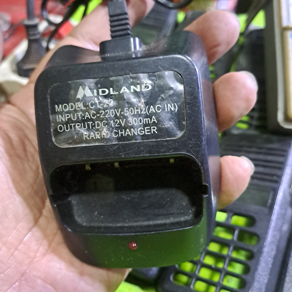 Charger Midland Ct-22 Buat baterai Kenwood TH-22A Buat Ht Kenwood TK 2118 atau kenwood 3118 Charger 