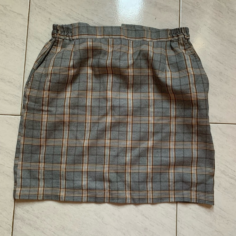 ROK PENDEK/SKIRT KOREA