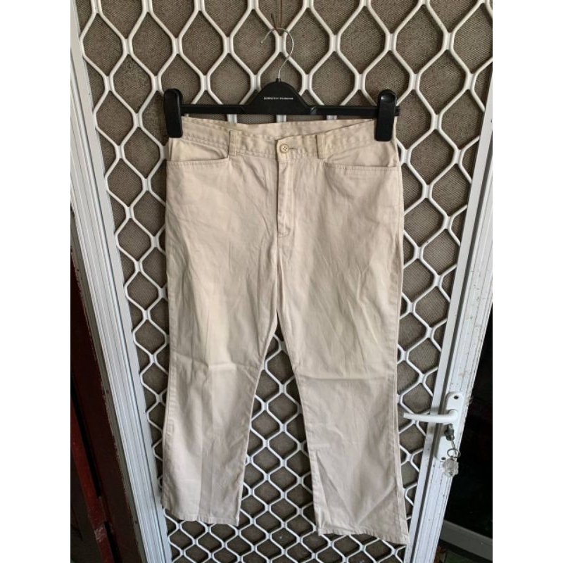 Th / Celana Bahan Chino Uniqlo