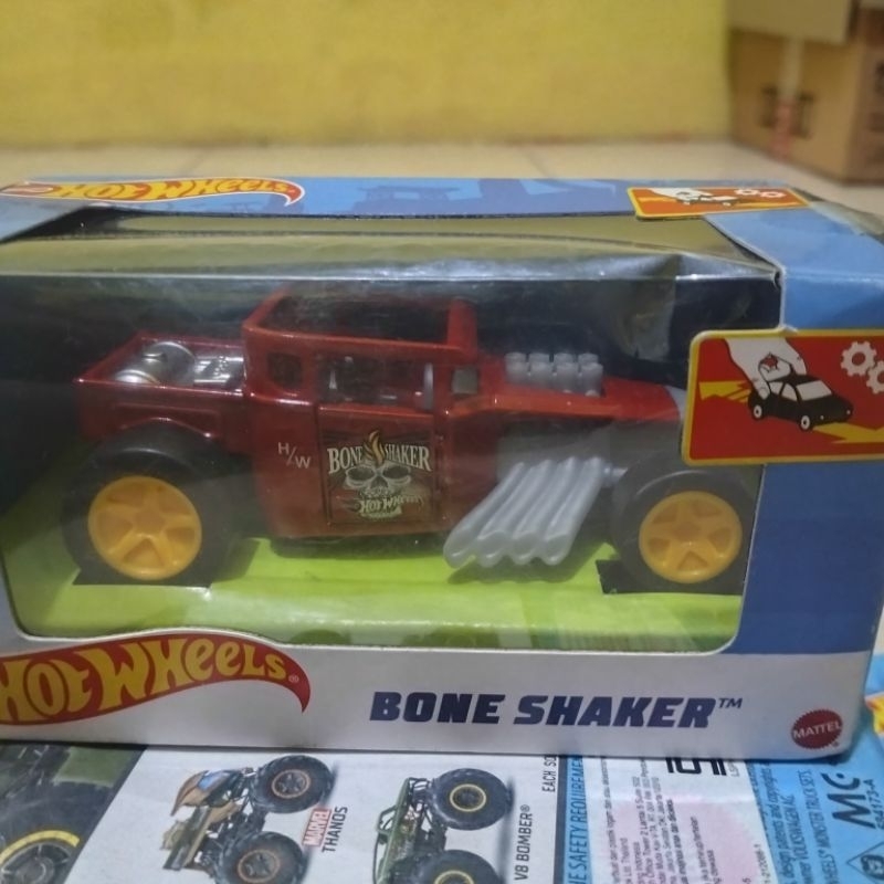 Hot wheels BONE SHAKER
