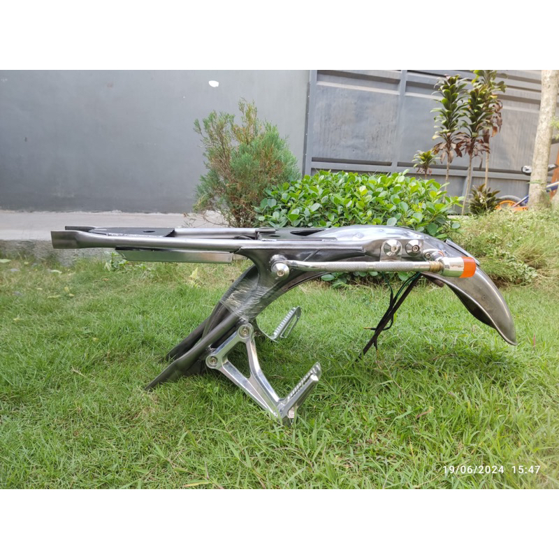 PAKET BUNTUTAN CB TATANAN CLEAR C FULLSET PNP PAKET BUNTUTAN RANGKA BELAKANG FINISHING POLES CLEAR