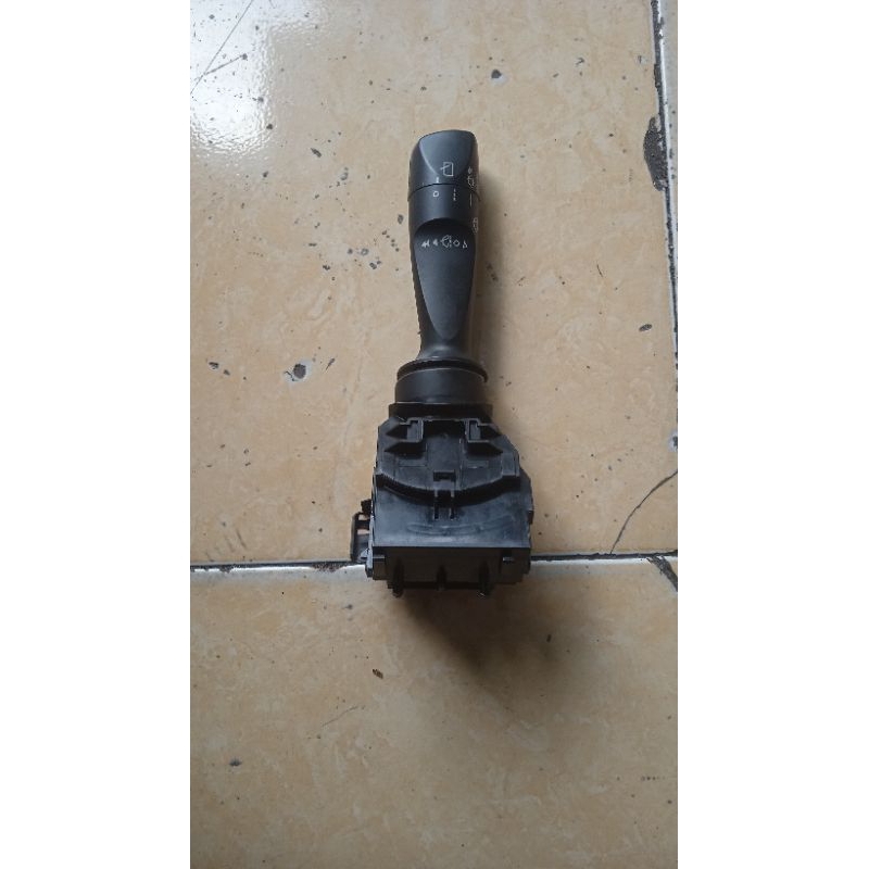 Set Wiper Belakang Sigra + Saklar Wiper Sigra