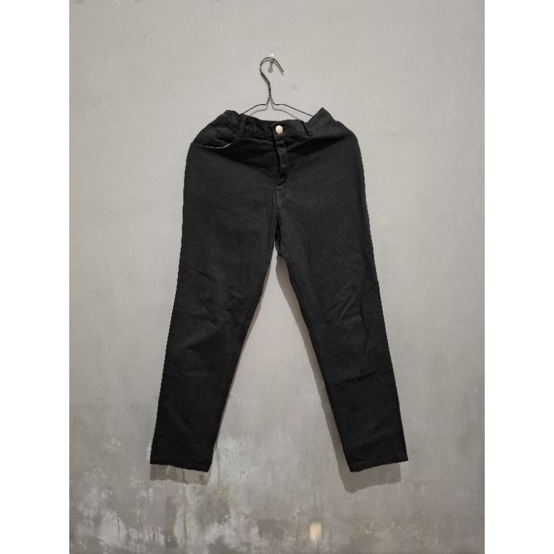Celana Jeans Hitam Rubylicious