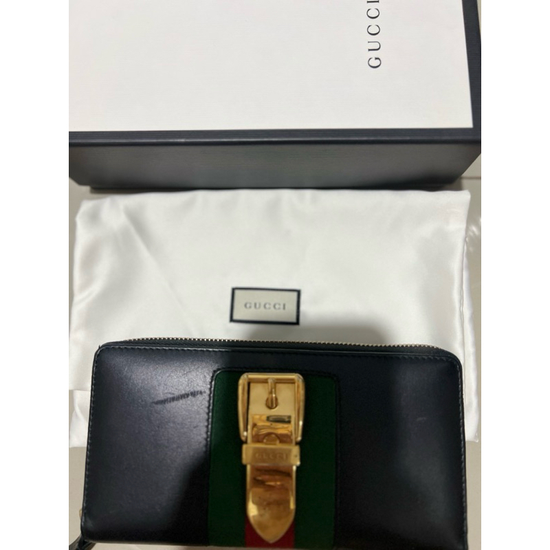 gucci wallet preloved