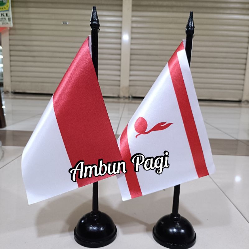 

best seller tiang kayu meja+bendera sekolah bendera Pramuka+bendera Merah Putih