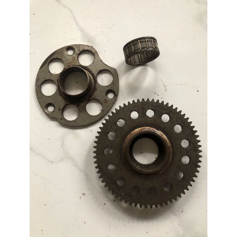 Plat penahan sil kruk as kiri set gigi penghantar stater besar set bearing bambu original Force 1 fi