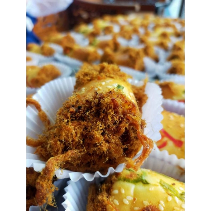 

Flossroll Roti Abon Khas Lamongan Deea Auraa