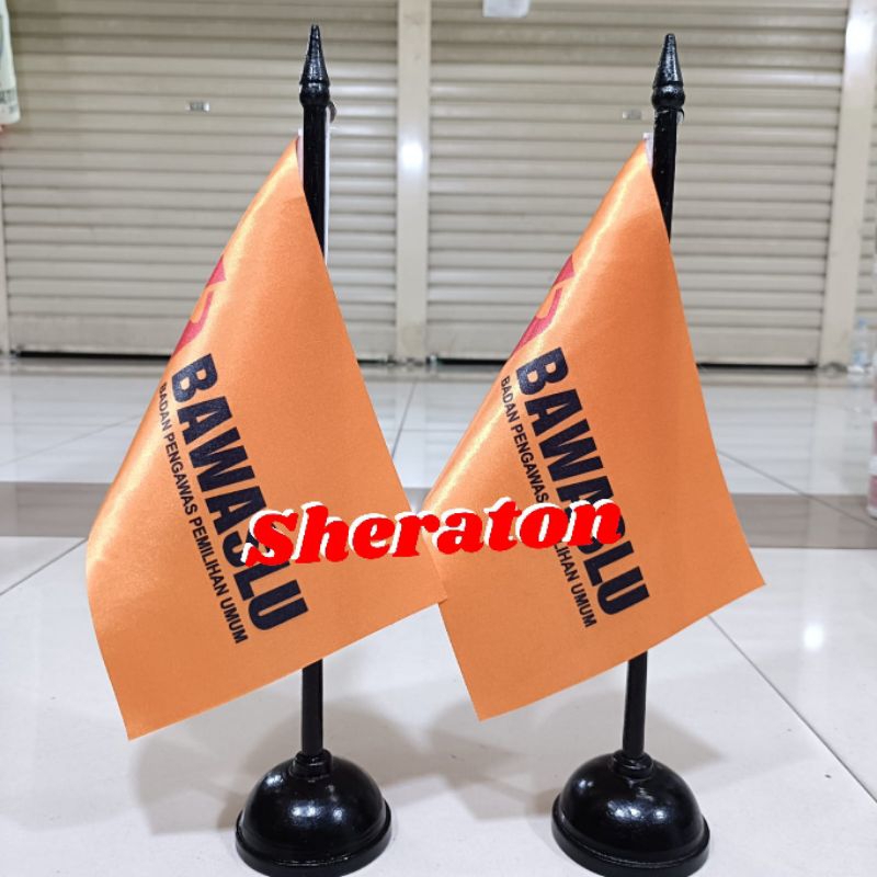 

tiang kayu meja+bendera BAWASLU