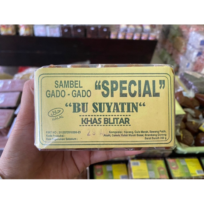 

DIJAMIN BARU SAMBEL GADO GADO SPECIAL BUMBU GADO GADO BU SUYATIN 35GR
