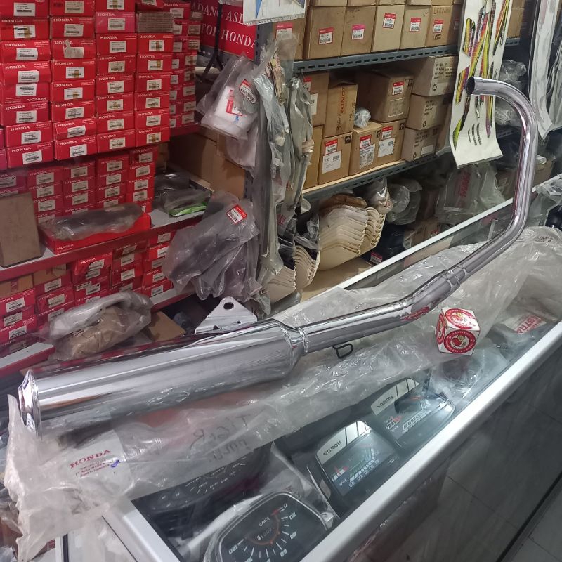 MUFFLER EXHAUST KNALPOT HONDA TIGER 2000 LAWAS LAMA ORIGINAL ORI ASLI AHM 18300-KCJ-690