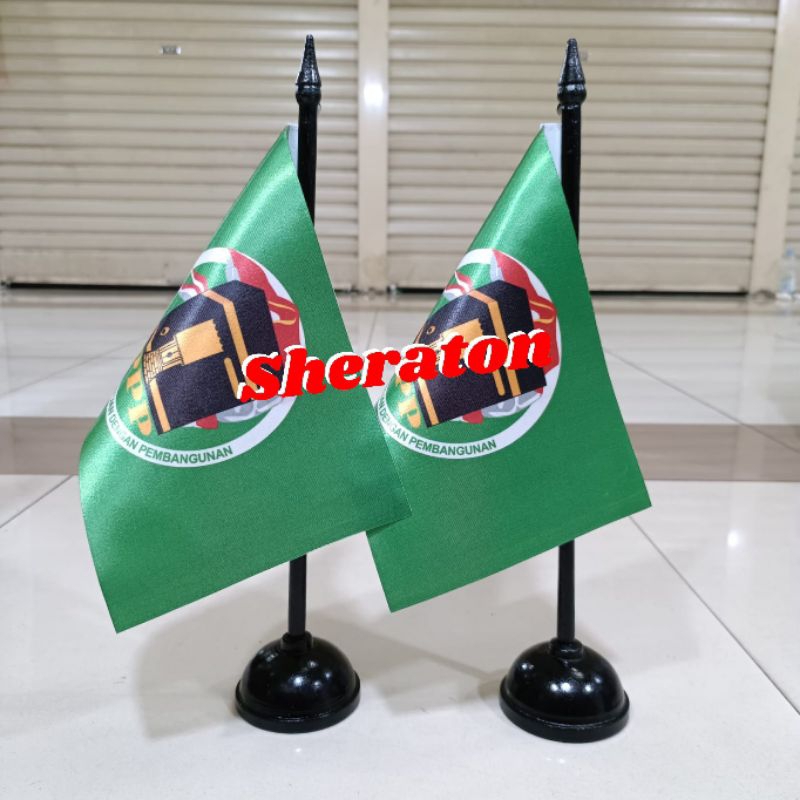 

tiang kayu meja+bendera partai PPP