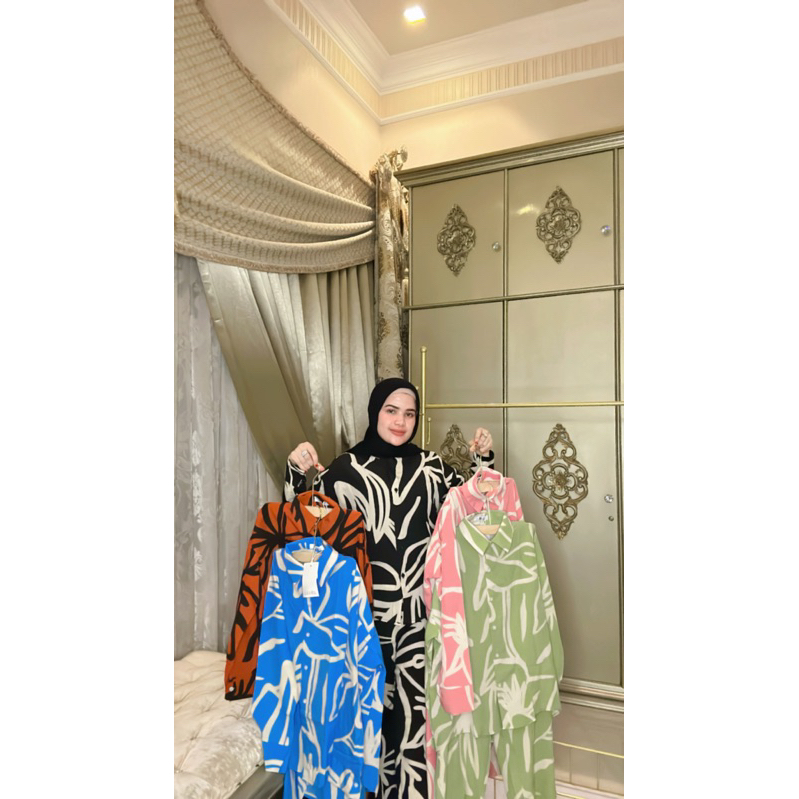 one set lalune 4 pcs ,teracotta ,hijau ,pink , biru