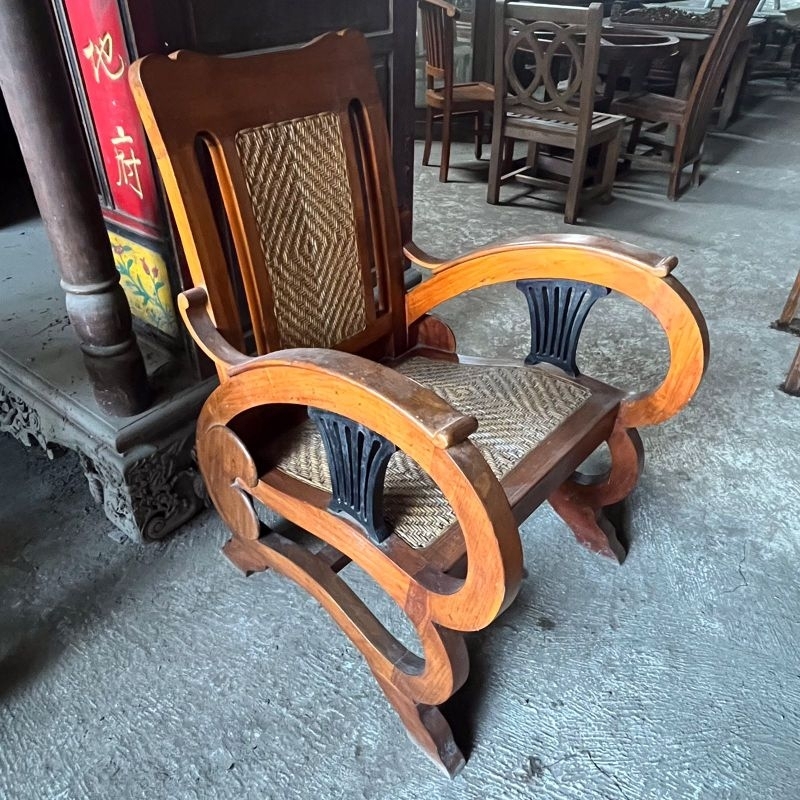 Kursi Rotan Kayu Jati Lawas Tua