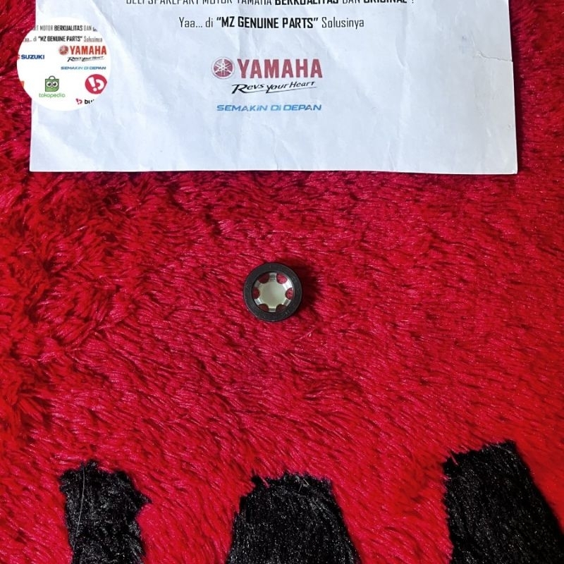 KACA INTIP LEVEL OLI MESIN BLOK KOPLING SCORPIO RXZ ASLI ORI YGP TERLARIS 3Y1-15361-00