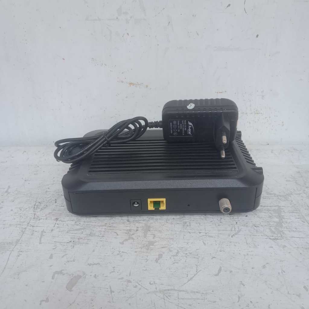 modem cable CM 5100 plus adaptor