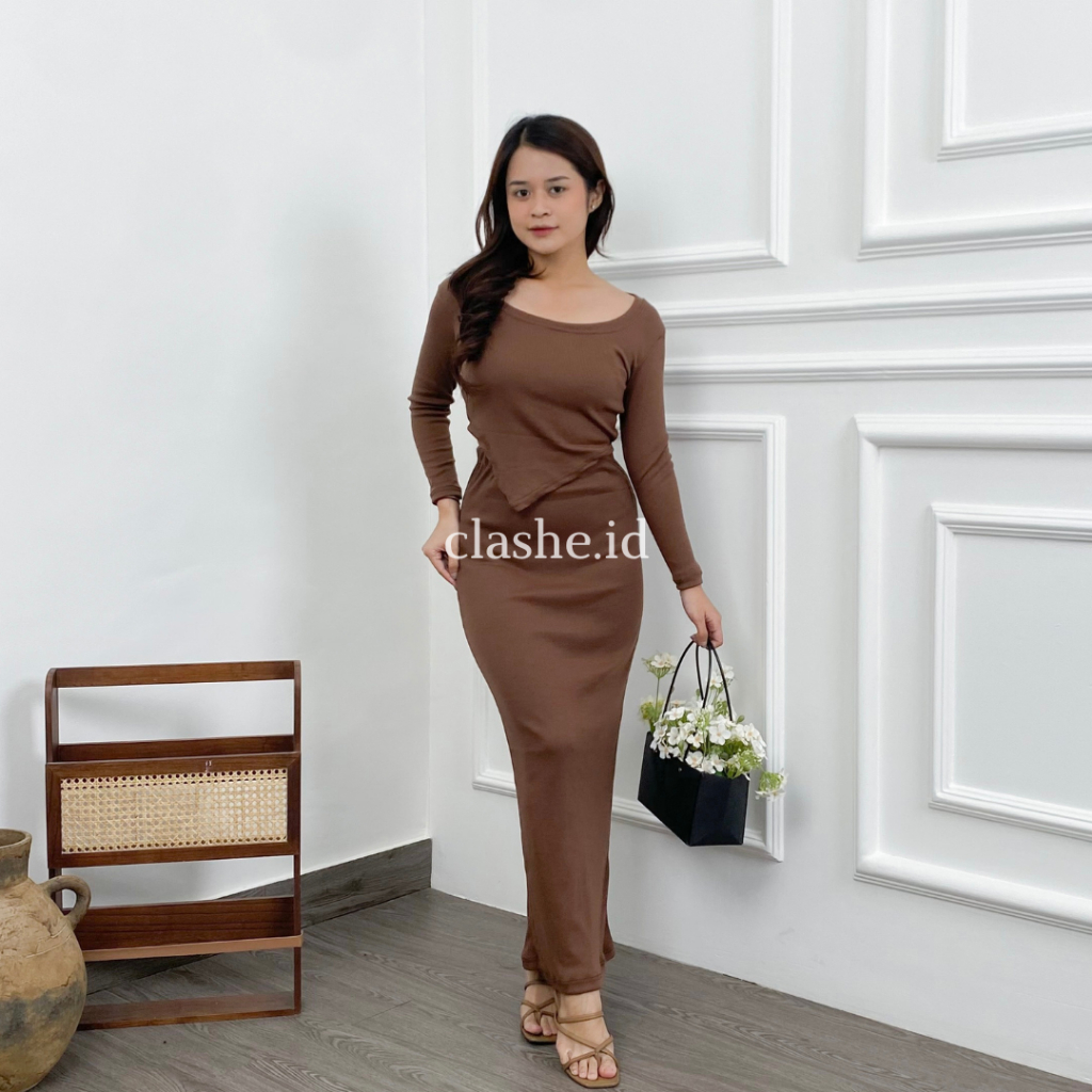 Alena Setelan Rib Atasan dan Rok OOTD by Clashe