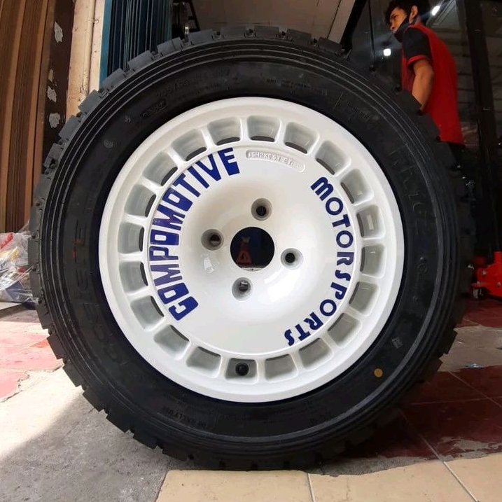 Paket Velg Mobil Ring 15 White Plus Ban SEMI Cocok Buat Mobil Evalia