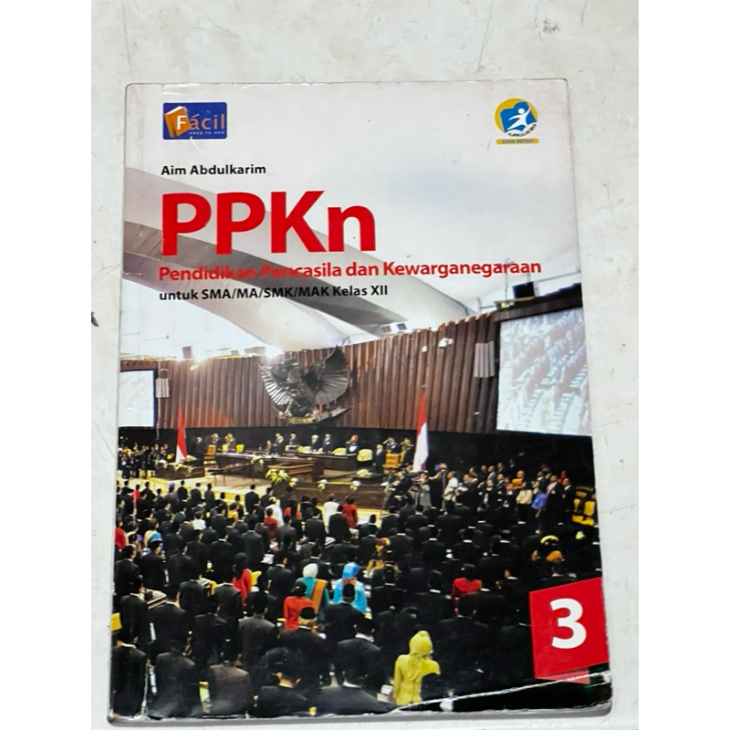 Buku ppkn SMA kelas 12 Facil Grafindo