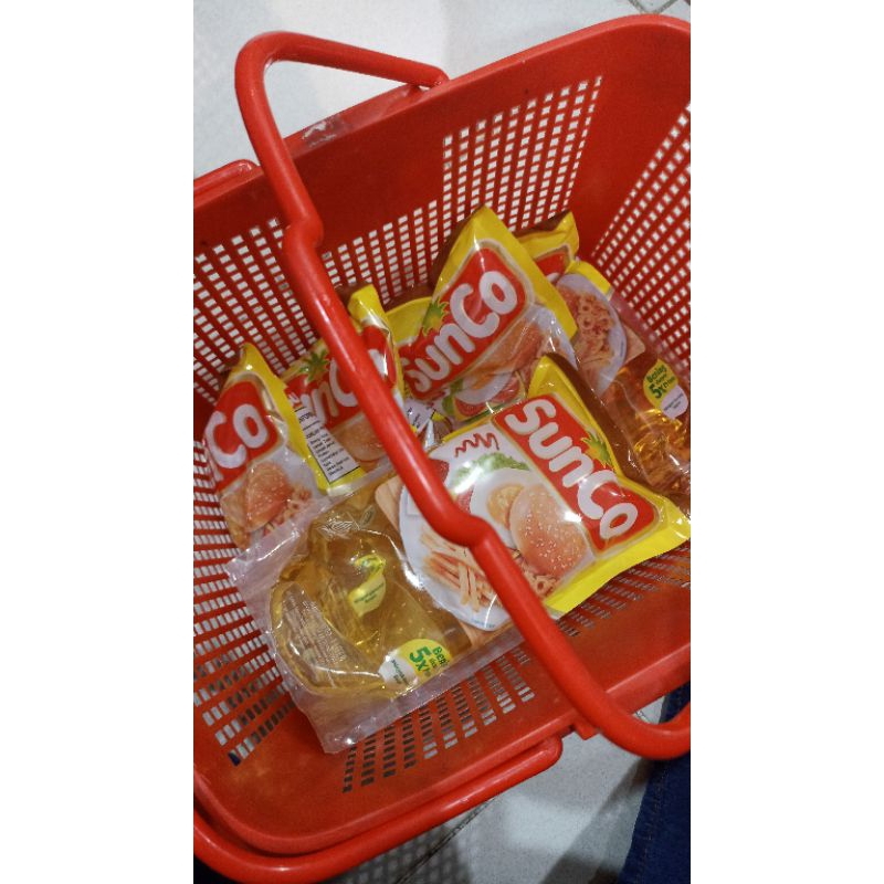 

Minyak goreng Sunco 1 liter