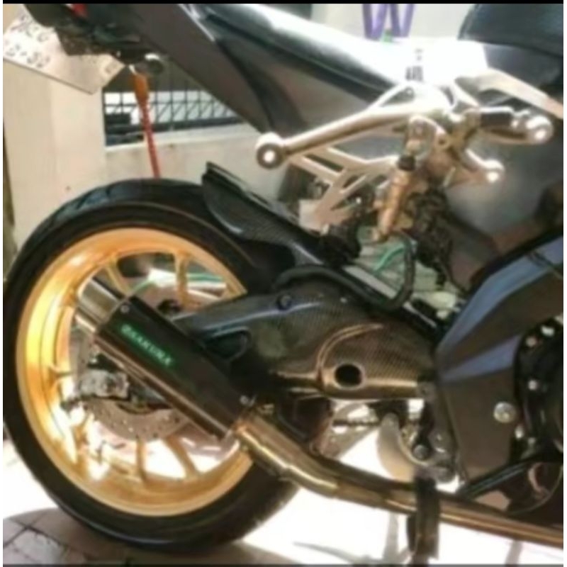 cover swing arm R15 V3 Carbon CLUP