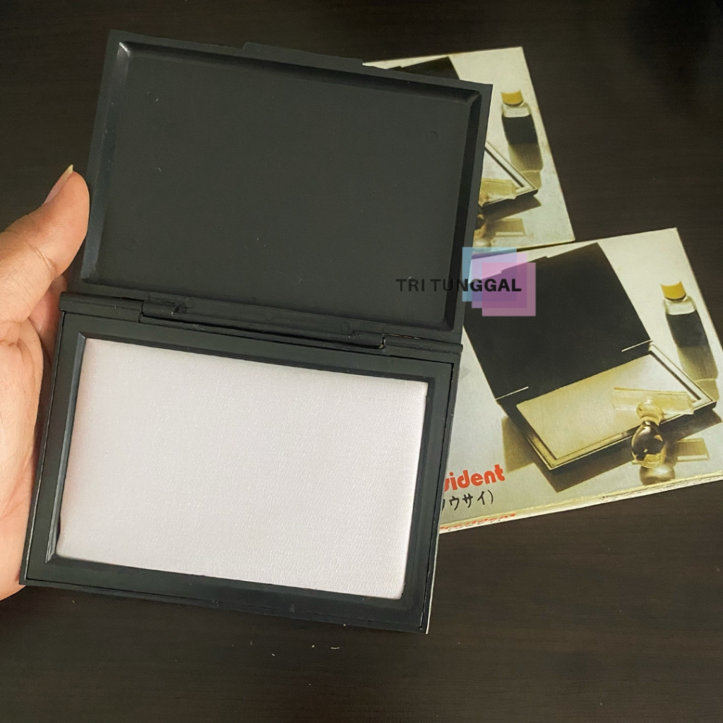 

Stamp Pad PRESIDENT PD-400 Tinta Stempel Cap Tok Wadah Tempat Tanda Tangan Peralatan Perlengkapan Kantor Office Tools Ijazah Surat Sah Pengesahan Kepala Sekolah School Merk Ori Original Alat Stationery Jari Bantalan Spon Stuff Toko Tri Tunggal Malang