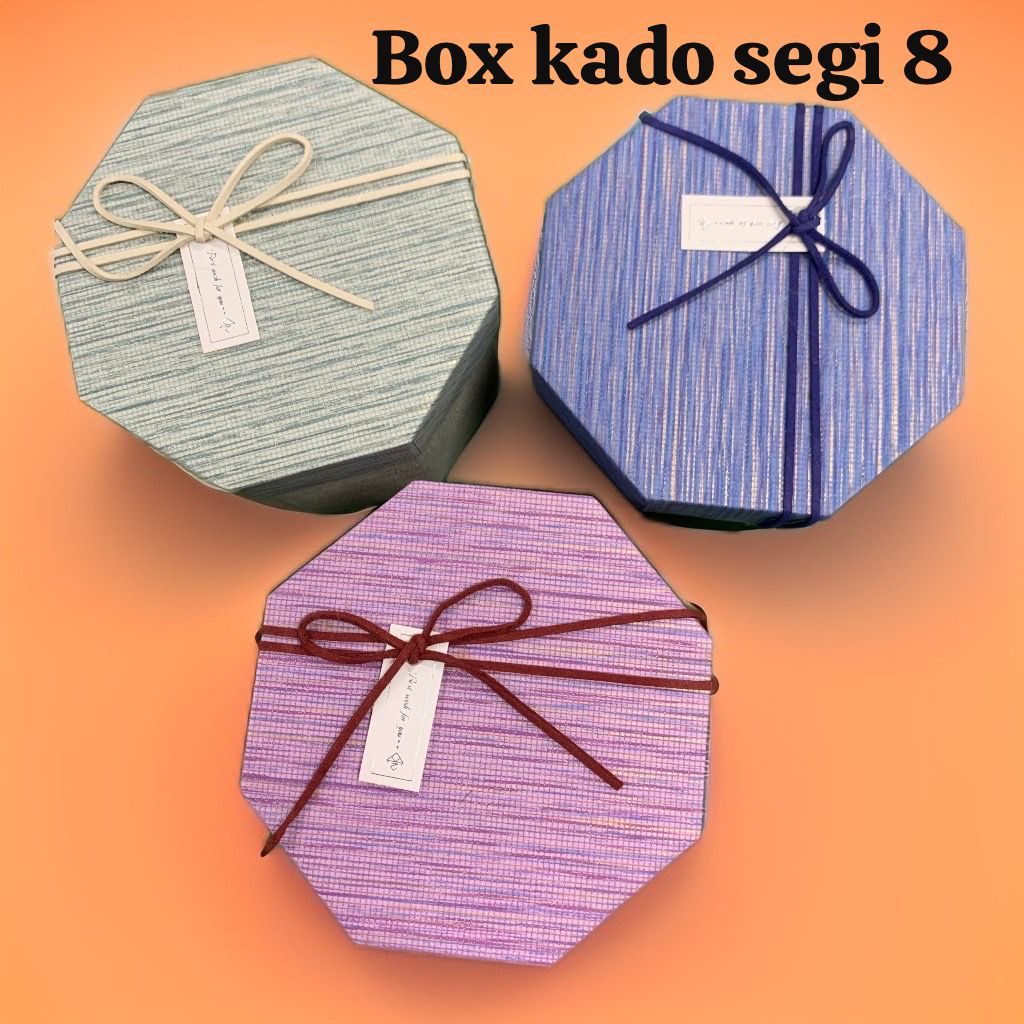 

Box kado segi enam dus hampers import bahan tebal pakai tali tenteng ukuran 12.5 x 12.5 cm