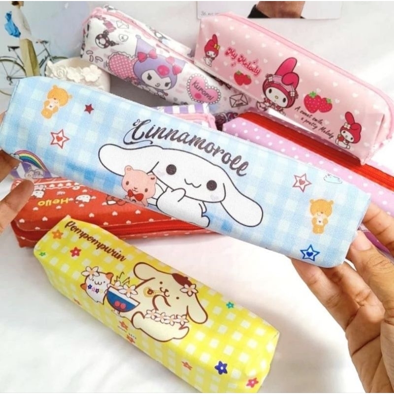 

Tempat pensil motif karacter || perlengkapan sekolah || alat tulis || bisa buat souvenir ulang tahun || tepak lontong