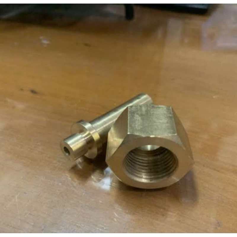 Nepel Adaptor untuk Kran CO2/N2O drat kecil ke Drat Luar 5/8