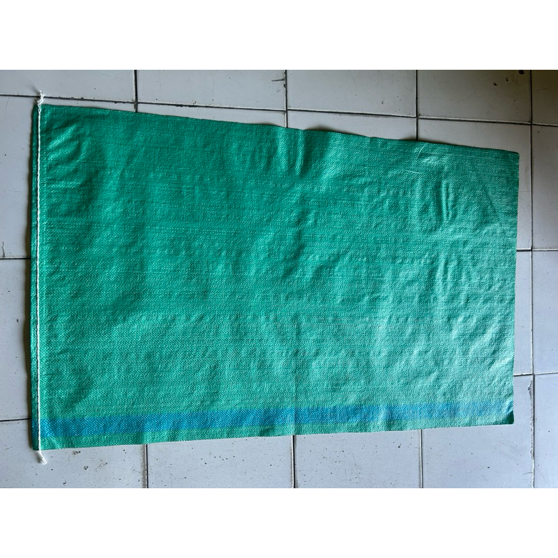 Karung_Gress_65_x_105_Hijau