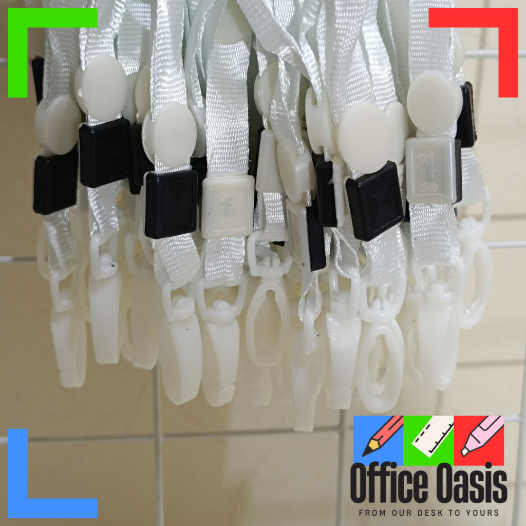 

[Grosir] Tali ID Card / Lanyard Import Kait Oval Plastik 1cm (1 Pak = 96-100 pcs)