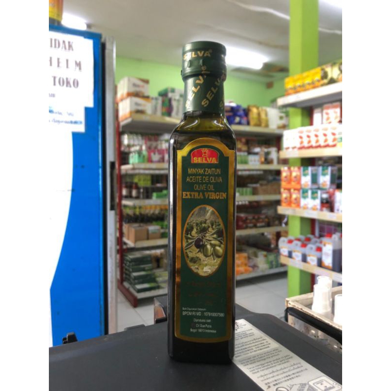 

SELVA MINYAK ZAITUN ACEITE DE OLIVA OLIVE OIL EXTRA VIRGIN. BPOM 250 ML.