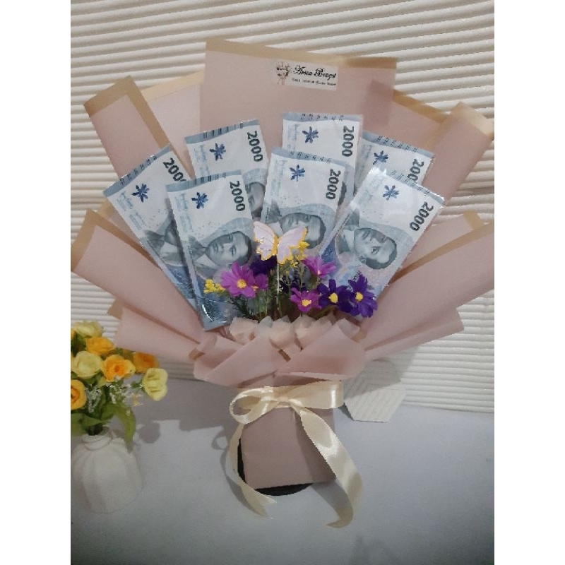 Buket Uang mix hiasan bunga kupu kupu