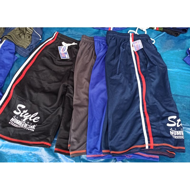 Celana Pendek bawah lutut