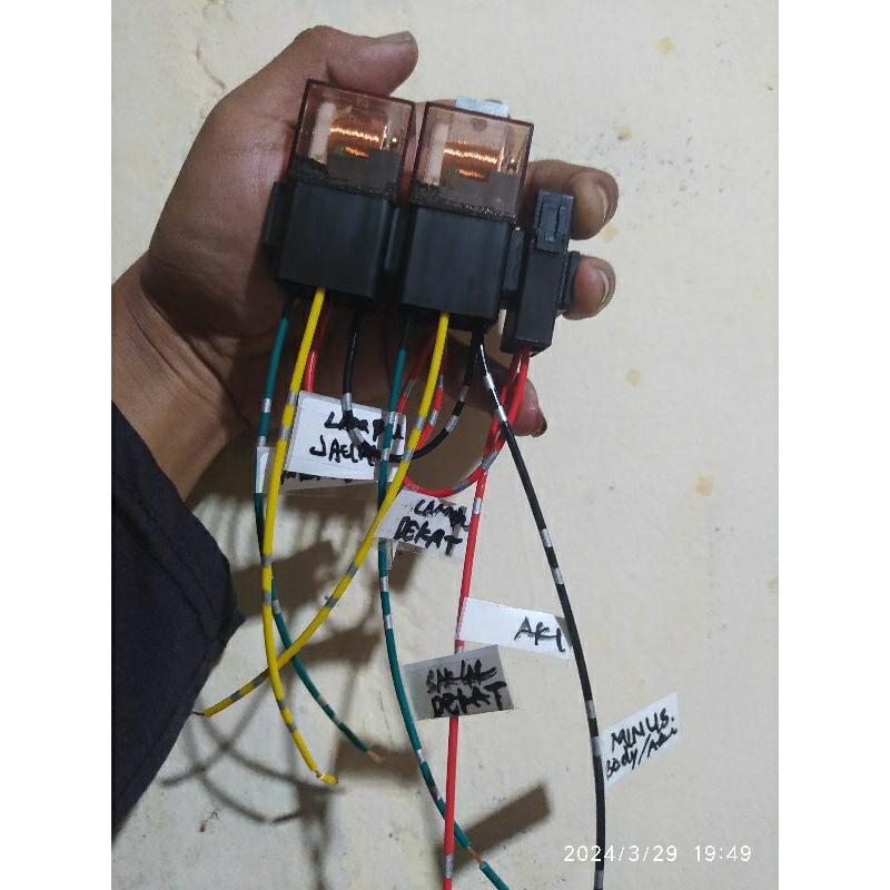 Relay Set Lampu Tembak Relay kaki 4 12V 80A Relay Lampu Relay Lampu Motor Mobil 12V 80A Relay 2 Mode