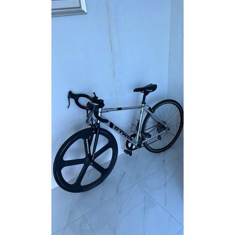 sepeda triban 100  hybrid roadbike gravel ( second ) size S