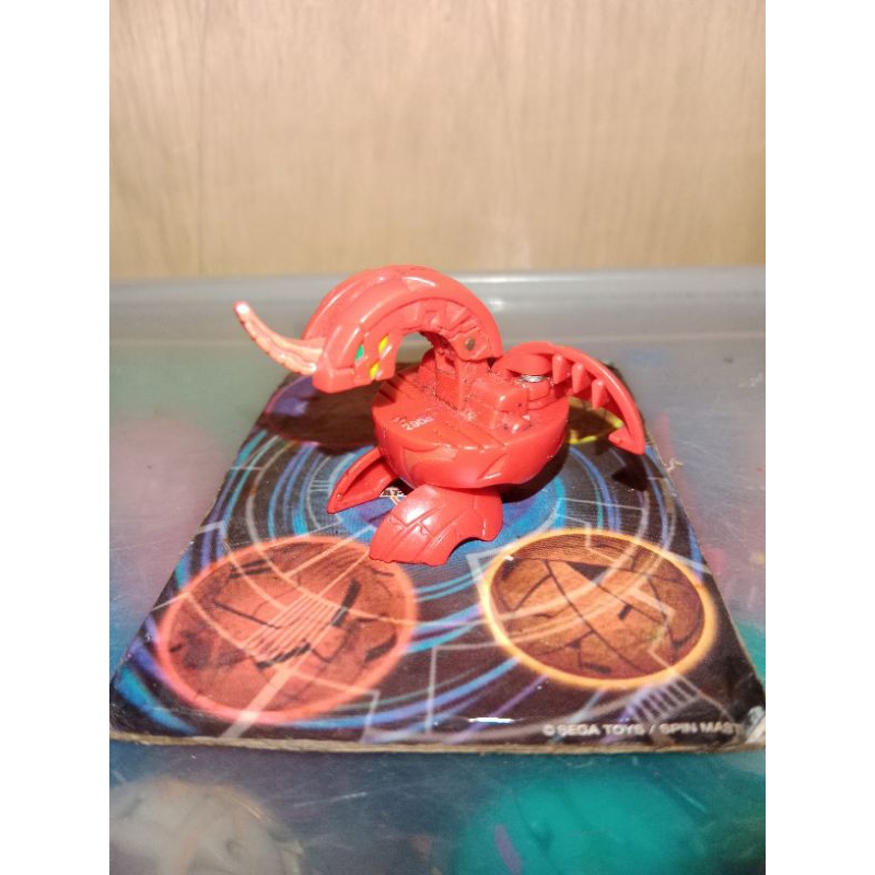 Bakugan Pyrus Dragonoid B1