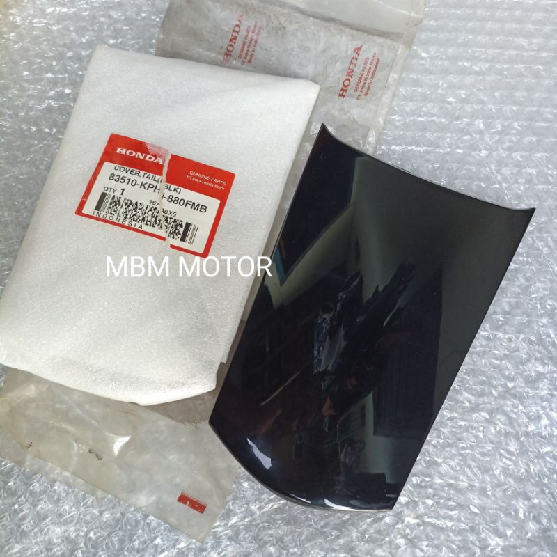 COVERTAIL COVER TUTUP LAMPU STOP BELAKANG HONDA KHARISMA KARISMA D125 D 125 ORI AHM 83510-KPH-880FMB