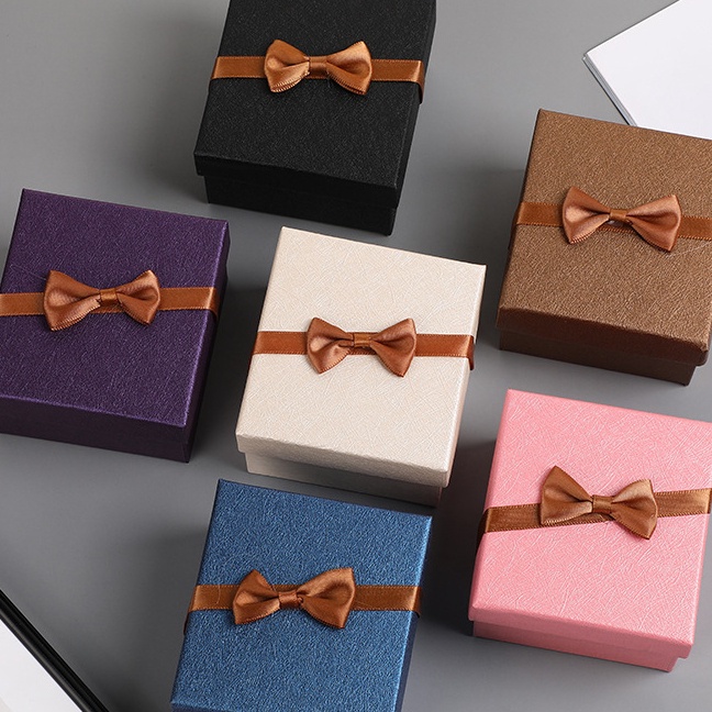 

FG2 Gift Box Kotak Jam Tangan Gelang Hadiah Valentine Ulang Tahun SPP1