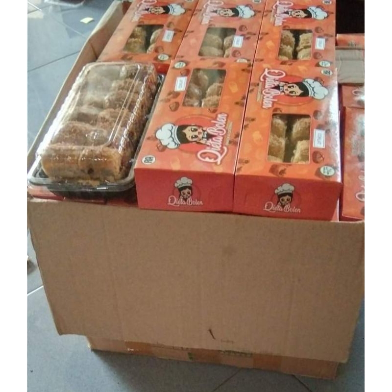 

bolen pisang coklat isi 24