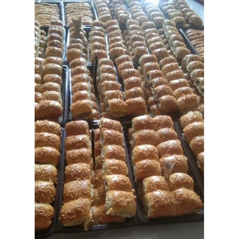 

bolen pisang coklat isi 24