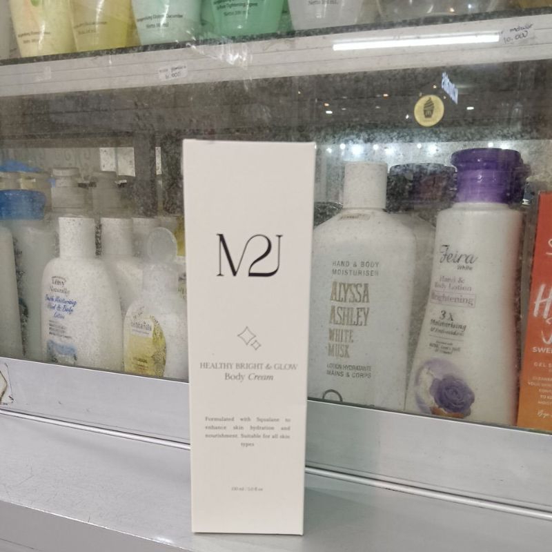 M2J Whitening Body Cream With Milk