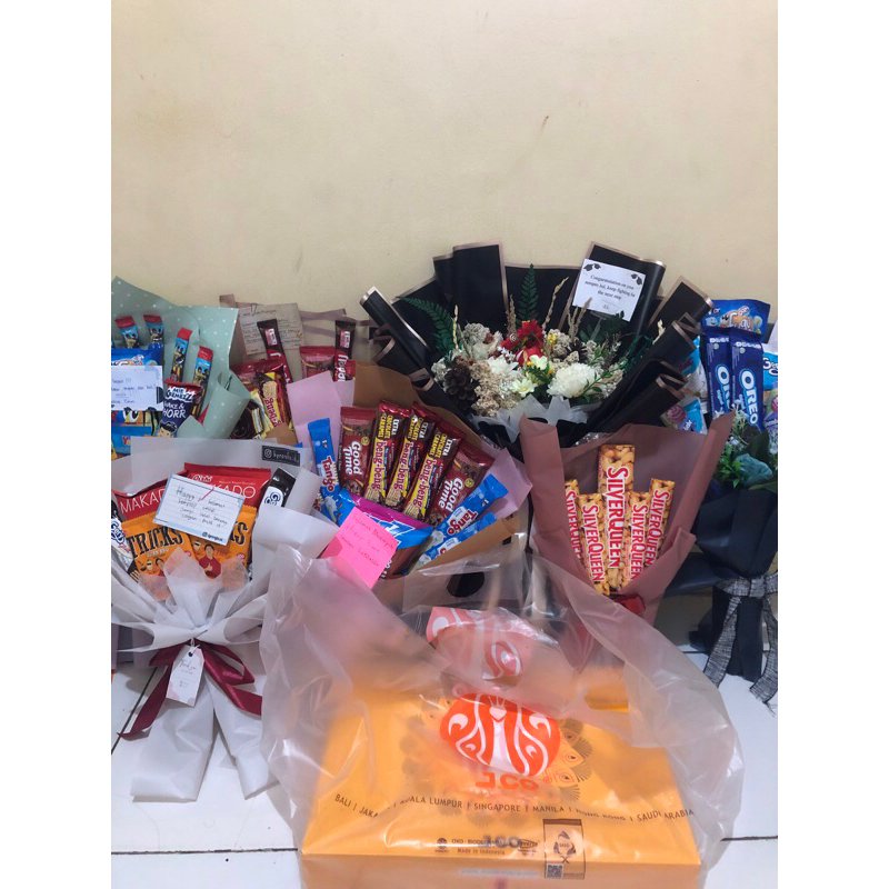 

BUCKET & HAMPERS SNACK