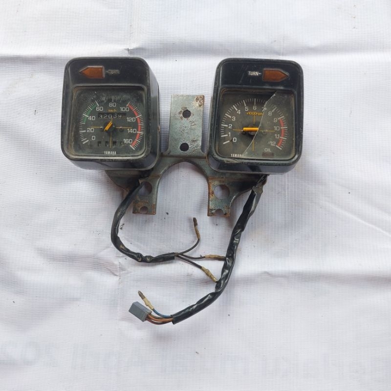 SPEEDOMETER SPIDOMETER YAMAHA RX KING COBRA ORIGINAL