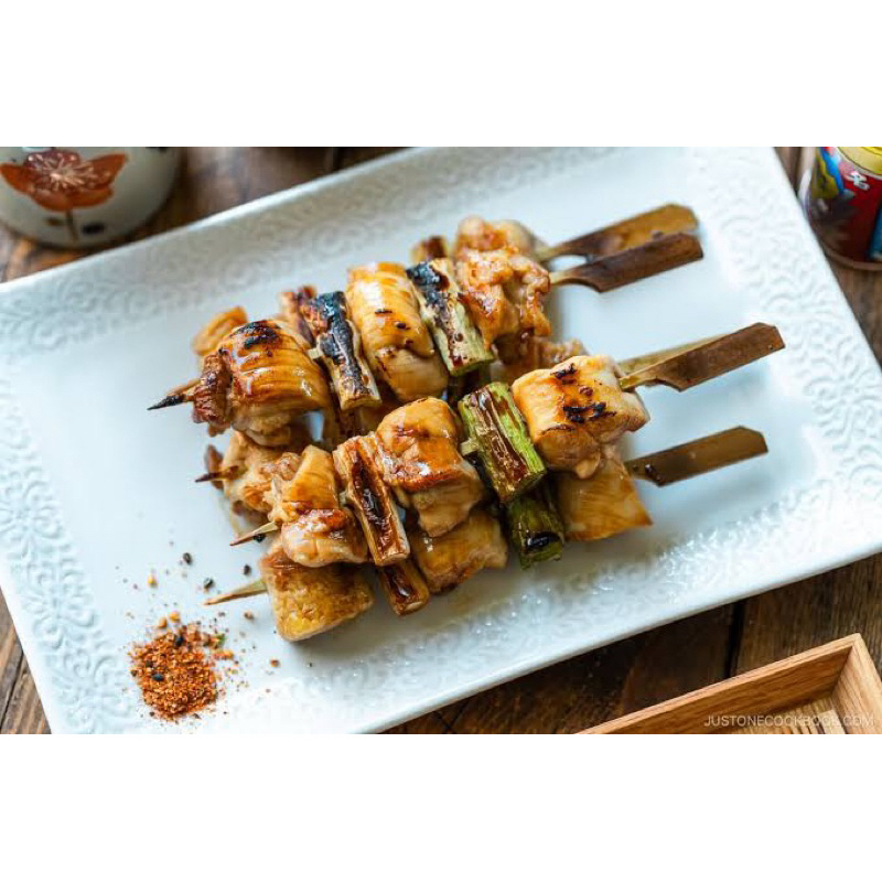 

Yakitori isi 6 pcs (Sate Jepang)